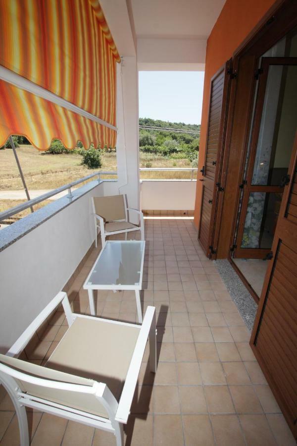 Dal Barone Agostino Apartamento Capo Vaticano Exterior foto